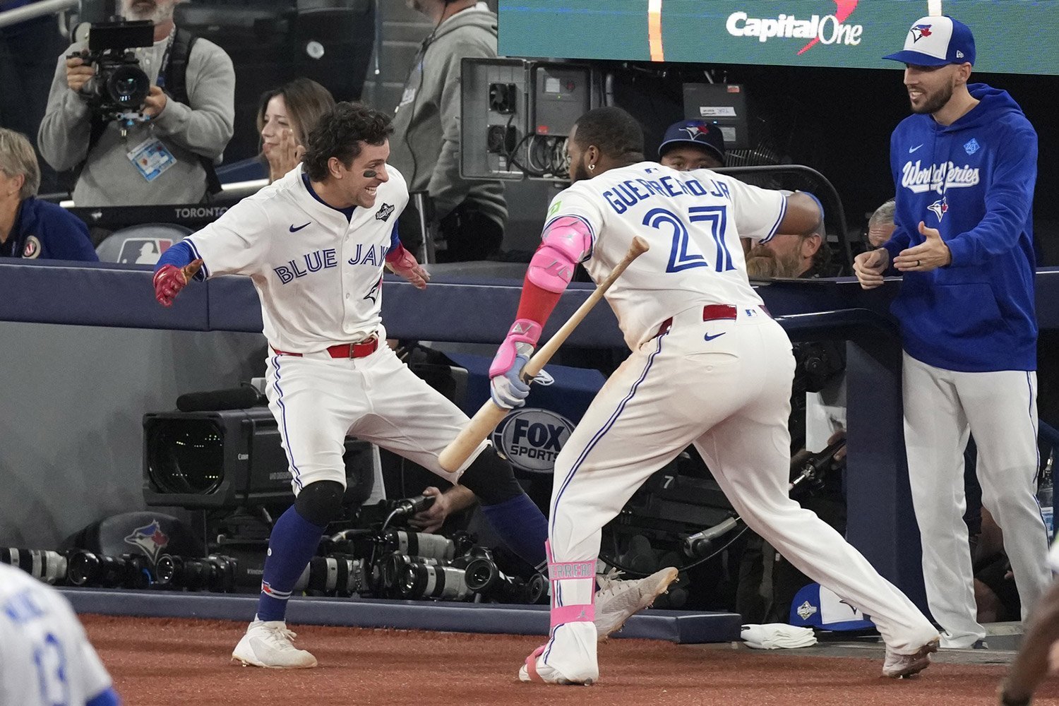 dc.jpg.ff89e2b4aed8057e67a54151366aa443.