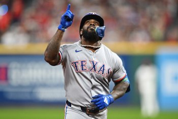 Five Non-Tendered Hitters Who Could Become 2026 Bounce-Back Players