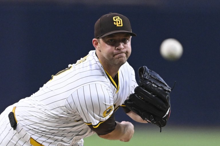 Marlins talking with Michael King, remain 'active' on free agent closers