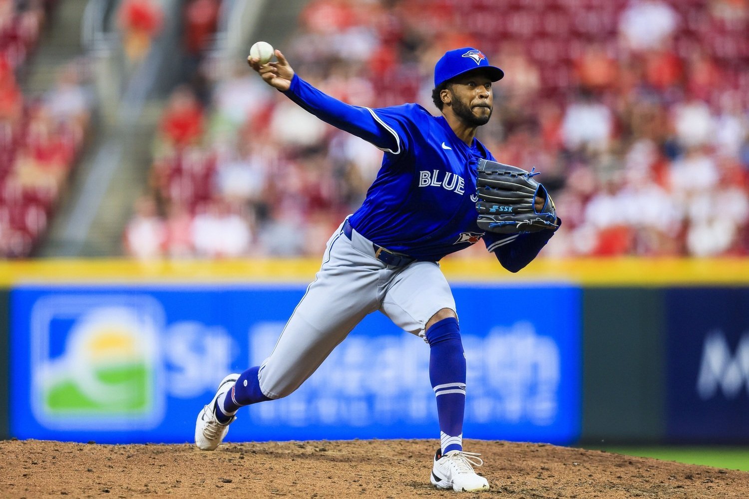 More information about "Blue Jays Make Flurry of Roster Moves as Free Agency Season Gets Underway"