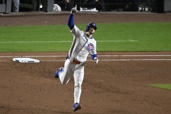 Kyle Tucker Wins Silver Slugger Award