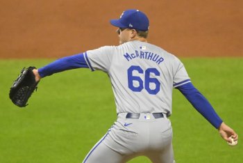 Royals Avoid Arbitration With James McArthur