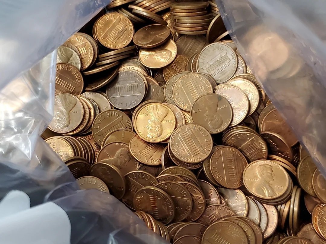 More information about "Twins Plan to Be Active at Las Vegas GM Meetings as Long as This Ziploc Bag Full of Pennies Holds Out"