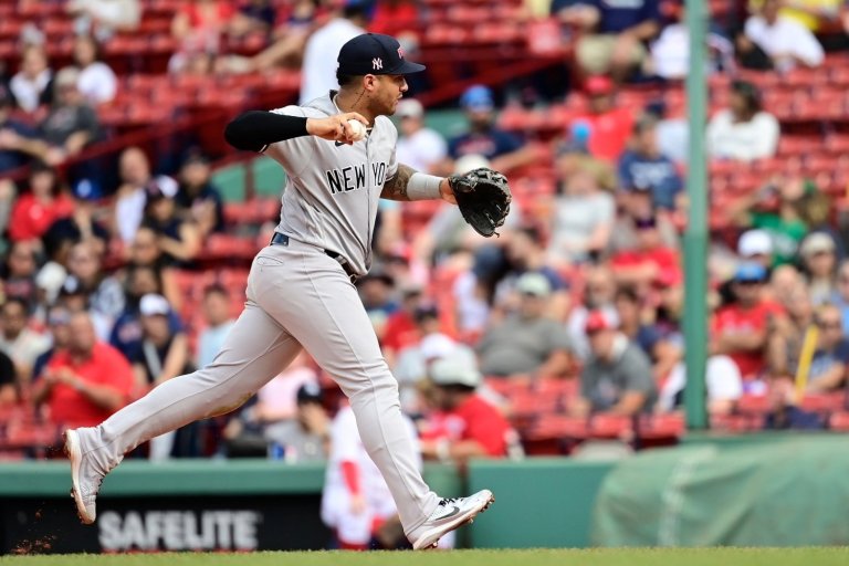 Three Second Base Free Agent Targets for the Red Sox