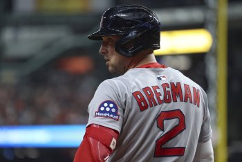 Blue Jays Are Pursuing Free Agent Third Baseman Alex Bregman