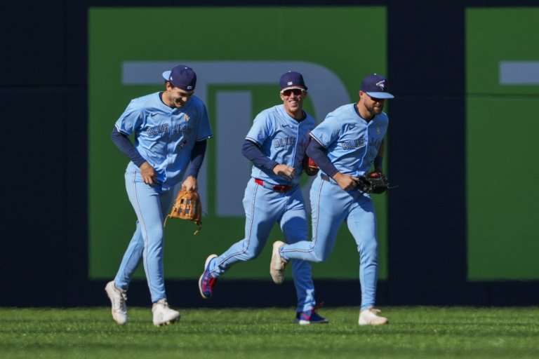Report: Blue Jays Considering Trading an Outfielder
