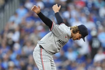 Boston Red Sox Pull Back on Pursuit of Joe Ryan