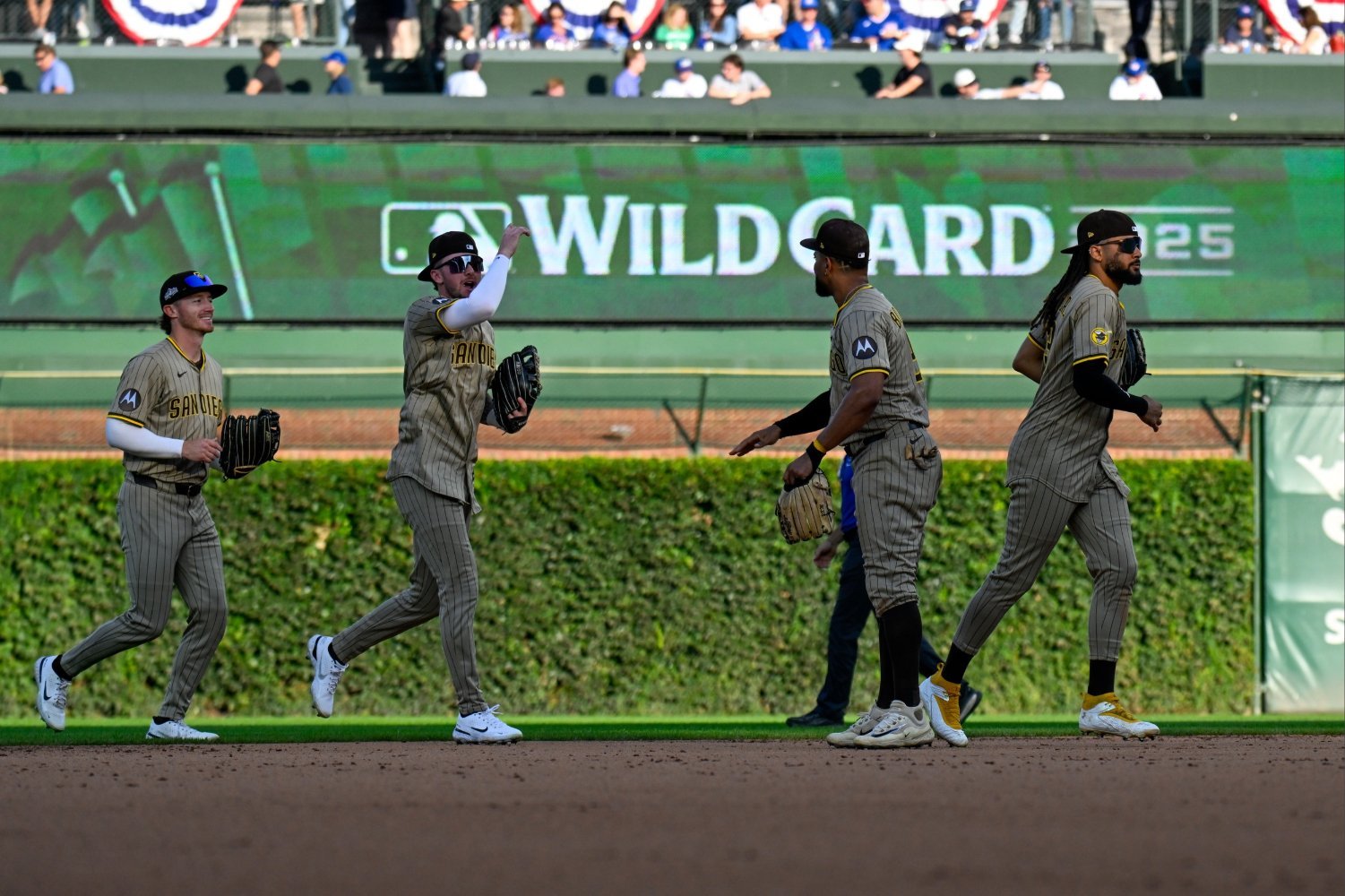 More information about "Sung-mun Song's Outfield Test Could Fix What Ails Padres' Bench"
