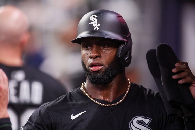 Padres Interested in White Sox Outfielder Luis Robert Jr.