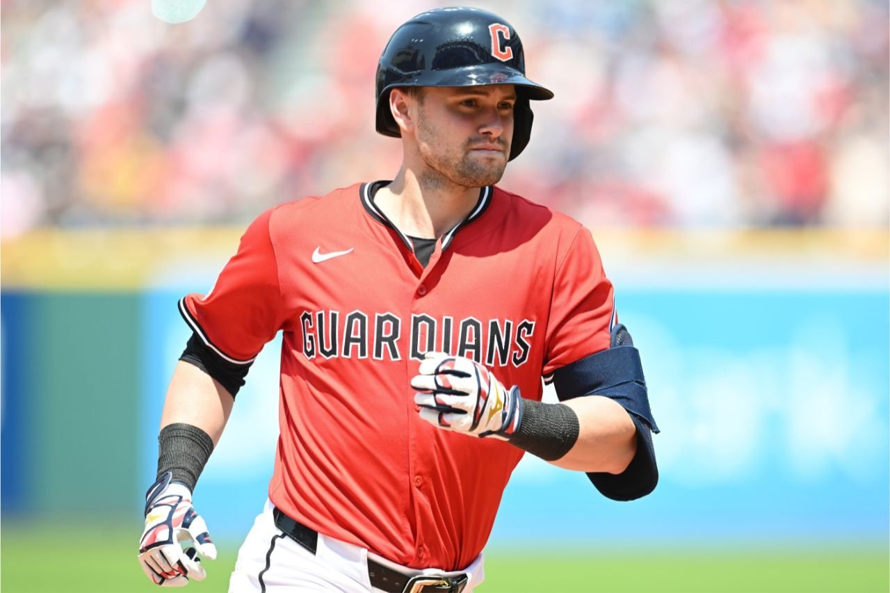 More information about "Royals Sign Lane Thomas to One-Year Deal"