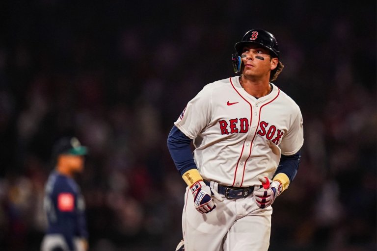 The Casas Conundrum: What Does Willson Contreras Mean for Red Sox 1B's Future?