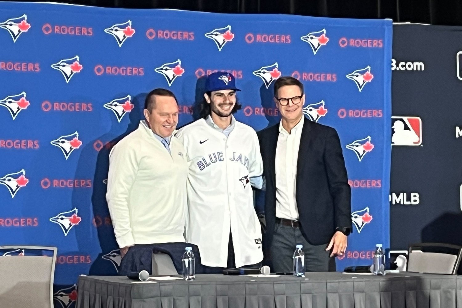 More information about "John Schneider Knows Dylan Cease Made the Right Decision"