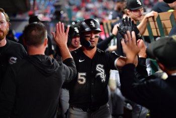 Kansas City Royals Sign Josh Rojas to Minor League Deal