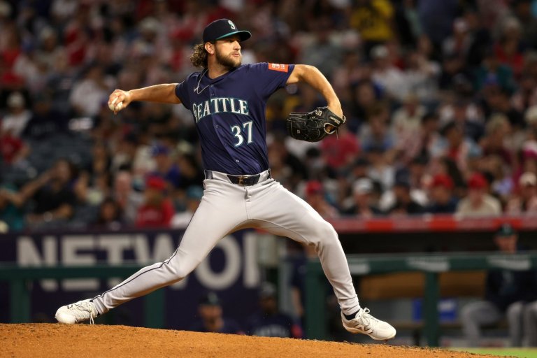 The Royals Should Consider Bringing Back Jackson Kowar