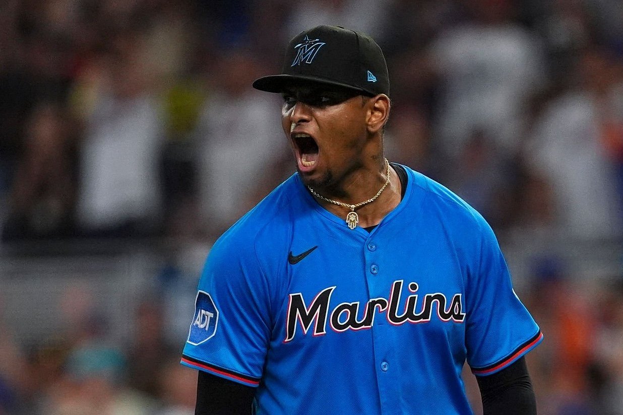 More information about "Offishial News: The case for keeping Edward Cabrera in Miami for 2026"