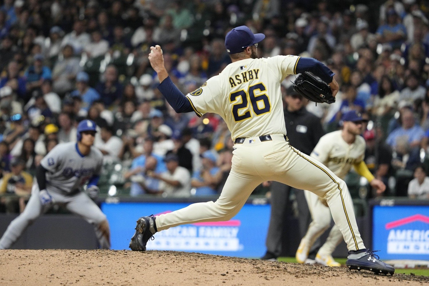 More information about "The Best of 26: The Top Milwaukee Brewers Players Who Have Worn the Number"