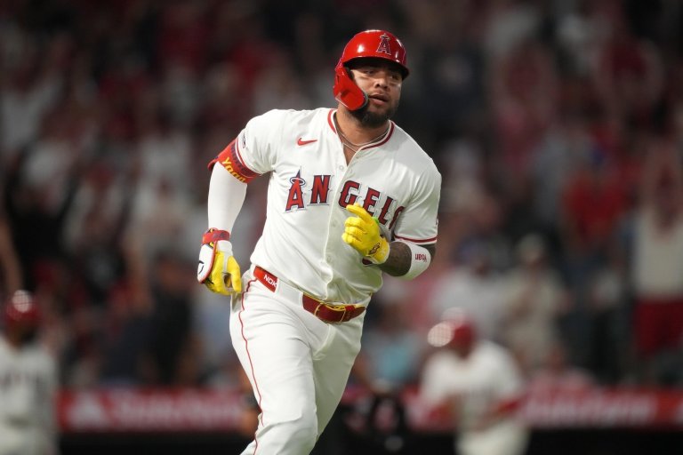 Report: Blue Jays Were "Monitoring" Yoán Moncada's Market