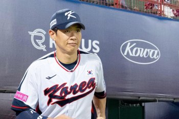New Padres Infielder Sung Mun Song Injures Oblique, Sidelined For A Month
