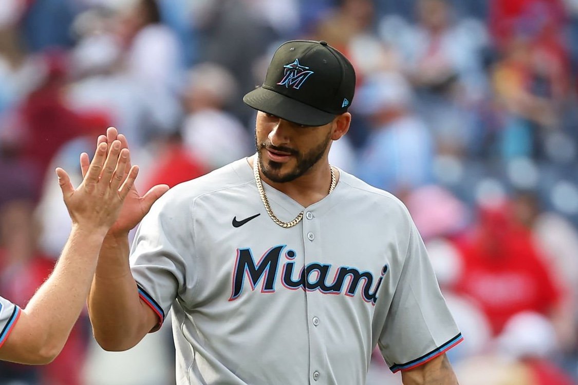 More information about "Marlins re-sign rehabbing Jesús Tinoco to minor league deal"