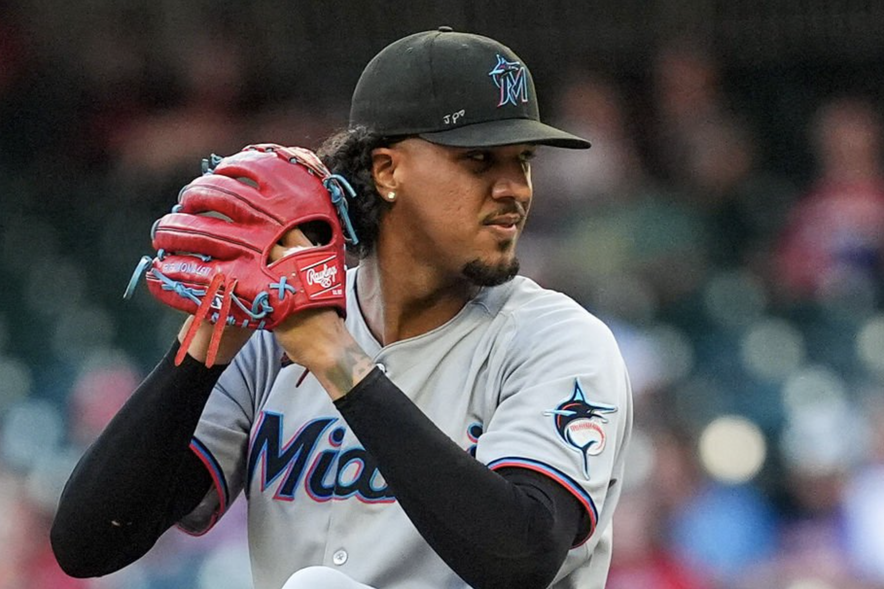 More information about "It wasn't broken, but Eury Pérez 'fixed' his delivery anyway"