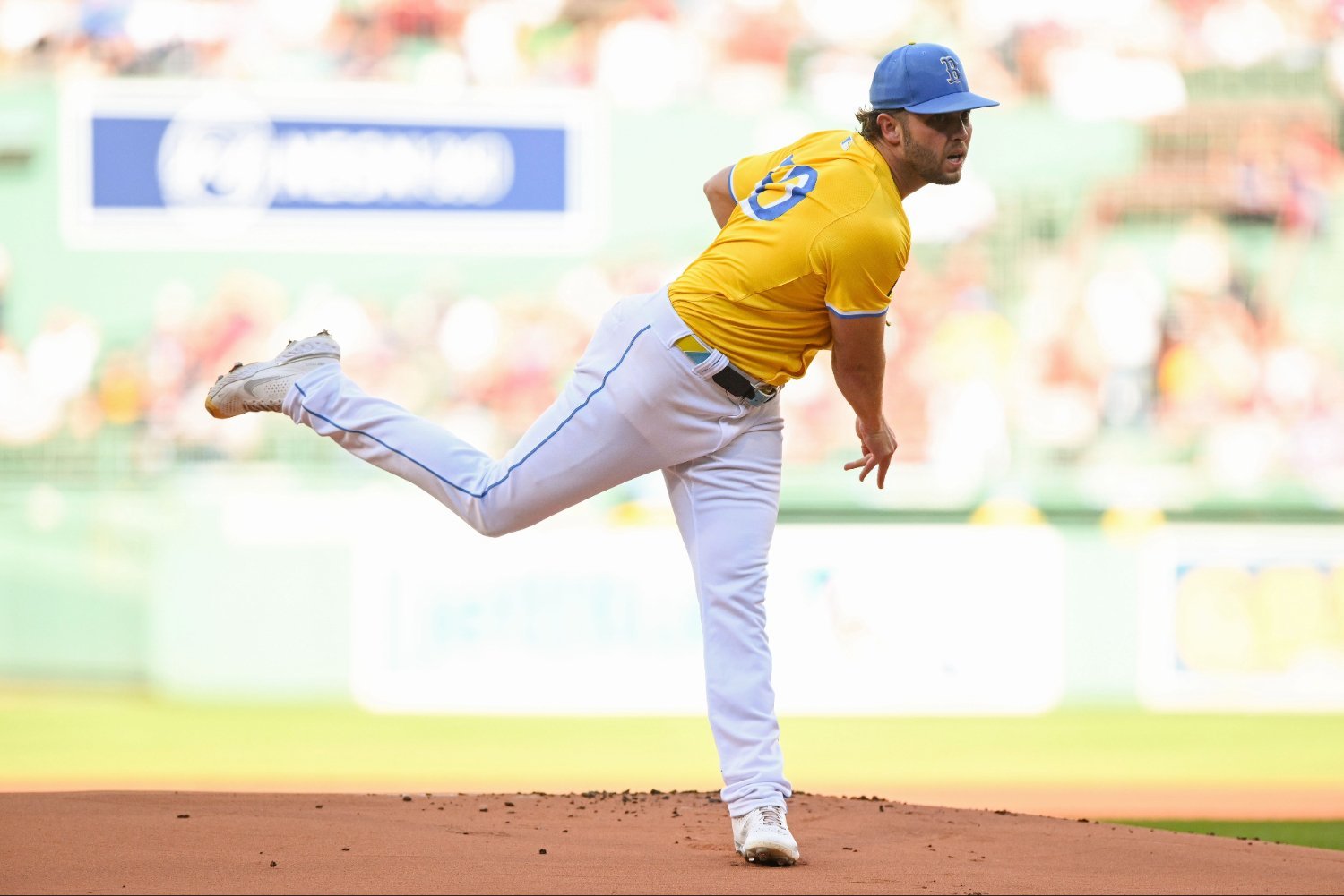 More information about "Red Sox, Kutter Crawford Agree to Contract for 2026 Season"