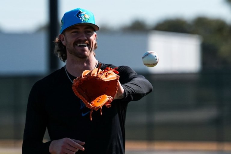 Back with Marlins, Chris Paddack looking to reset