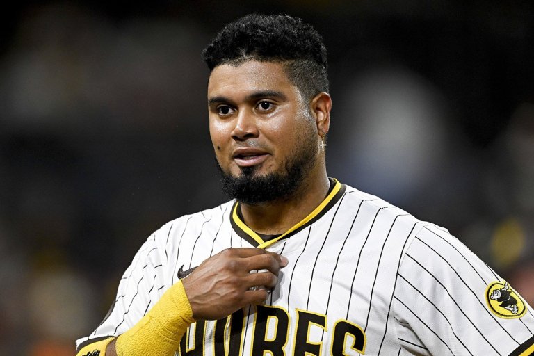 Luis Arraez Leaves Padres, Joins Giants On One-Year Deal