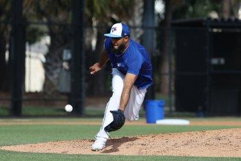 Yimi García To Start Season on Injured List