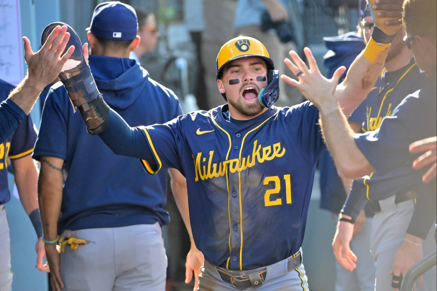 More information about "Caleb Durbin's Red & Green Flags: Brewers Analysts' Review of Red Sox's Newest Acquisition"