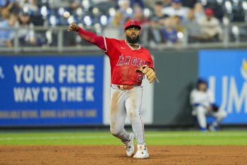 Brewers Sign Luis Rengifo, Theoretically Solving Third Base Conundrum