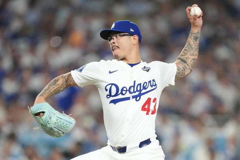 TRADE: Twins Acquire Left-Handed Reliever Anthony Banda from Dodgers
