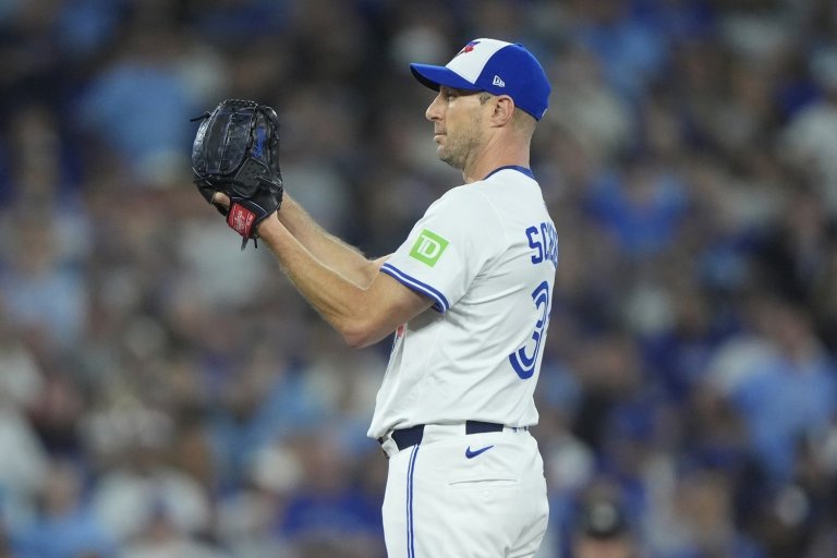 Blue Jays in "More Serious" Talks With Max Scherzer