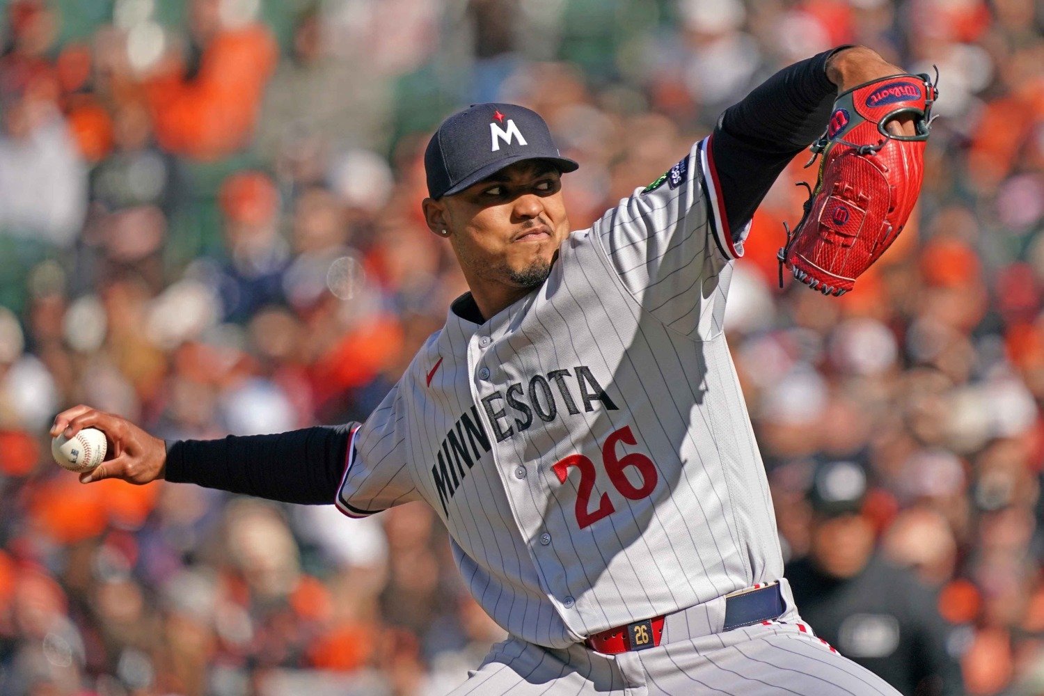 More information about "Big Velo, Mental Changes, and a Different Look for Taj Bradley"