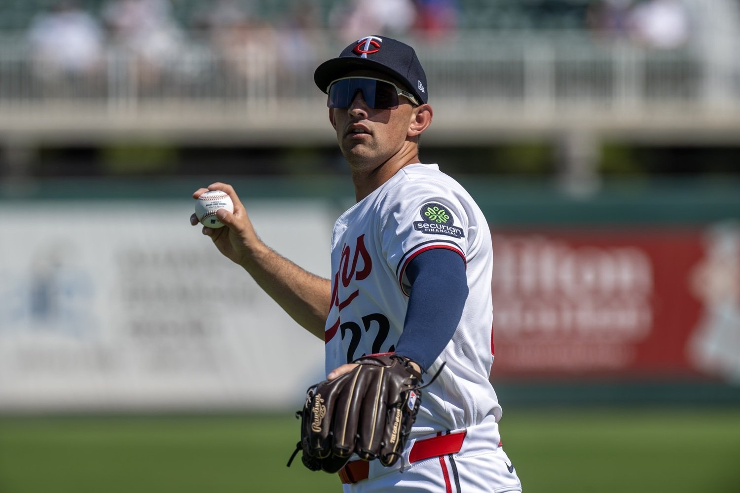 More information about "Brooks Lee, Horizontal Movement, and Sticking at Shortstop Beyond 2026"