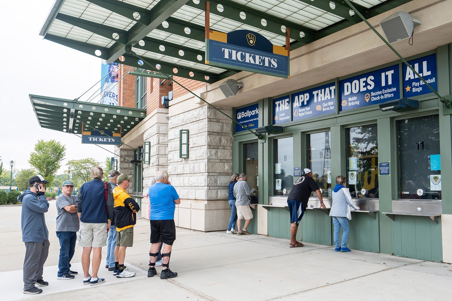 More information about "Brewers Make Nearly 1,000 Opening Day Tickets Available"