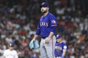 Red Sox Sign Left-Handed Reliever Danny Coulombe To One-Year Deal