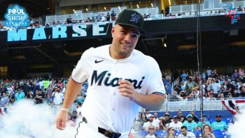 Why haven't the Marlins extended Jakob Marsee yet?