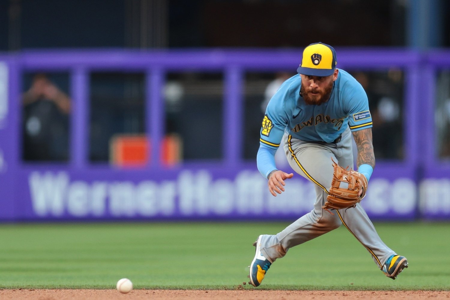 More information about "Joey Ortiz is Not a Viable Hitter, But Can the Brewers Trust David Hamilton's Glove?"