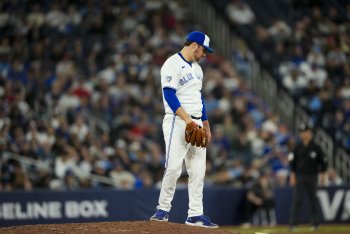 Blue Jays Select Mantiply and Voth, Option Little and Estrada