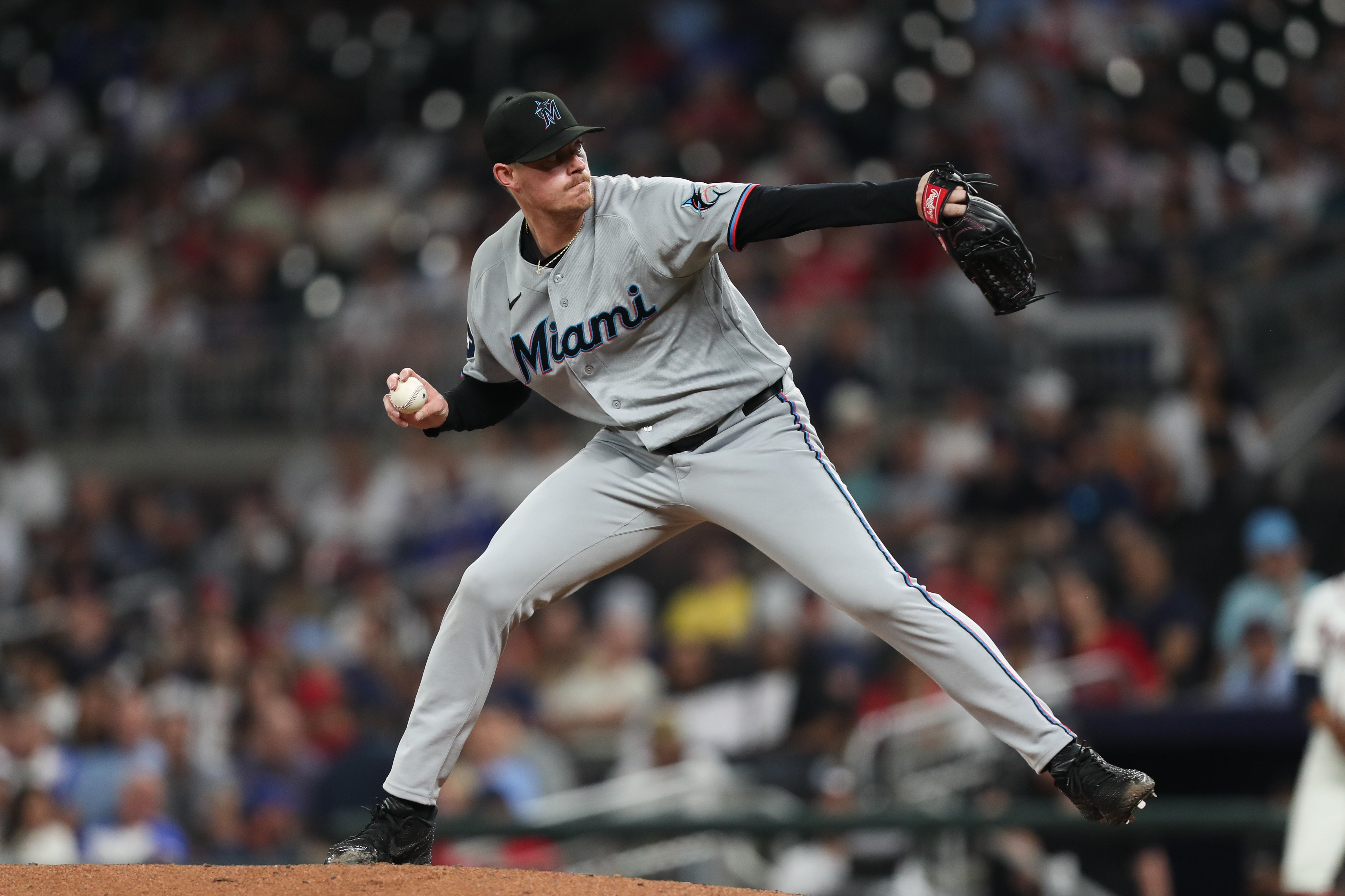 More information about "Fairbanks falters after long layoff in first blown save as Marlin"