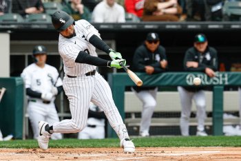 Blue Jays Acquire Lenyn Sosa From White Sox