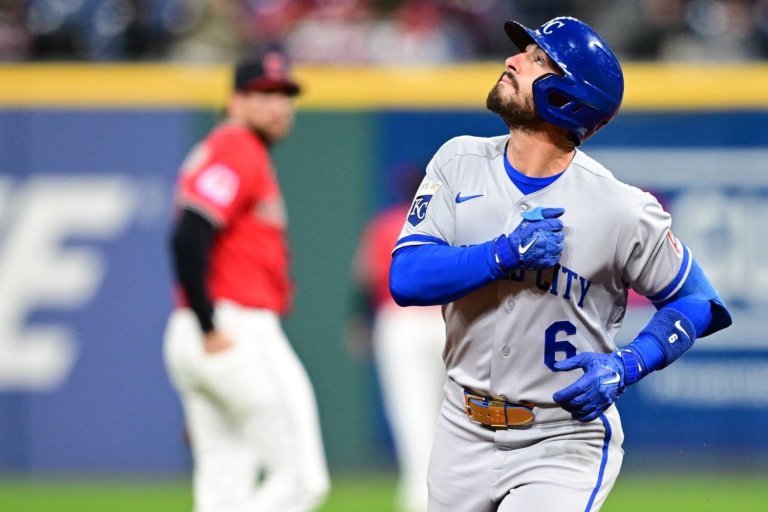 Royals Lose Jonathan India To IL With Shoulder Subluxation