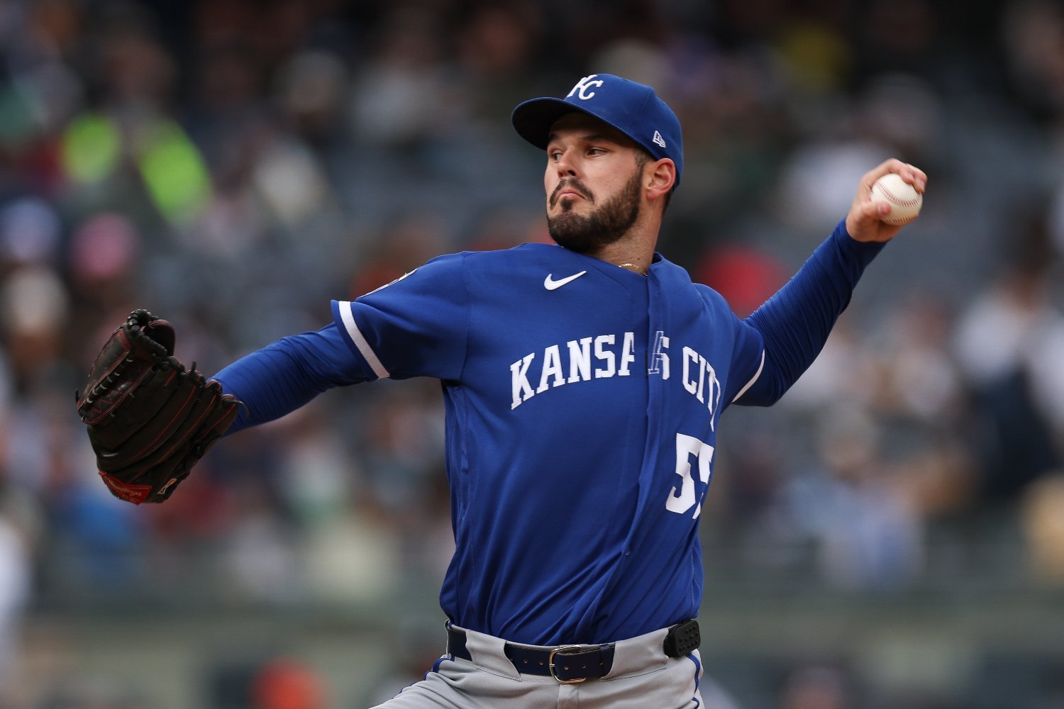 More information about "Week in Review: Disaster Strikes on the Road for Royals"