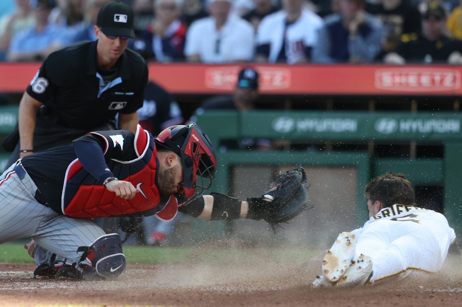 More information about "Pirates 10, Twins 9: The Twins Keep Finding Ways to Lose"