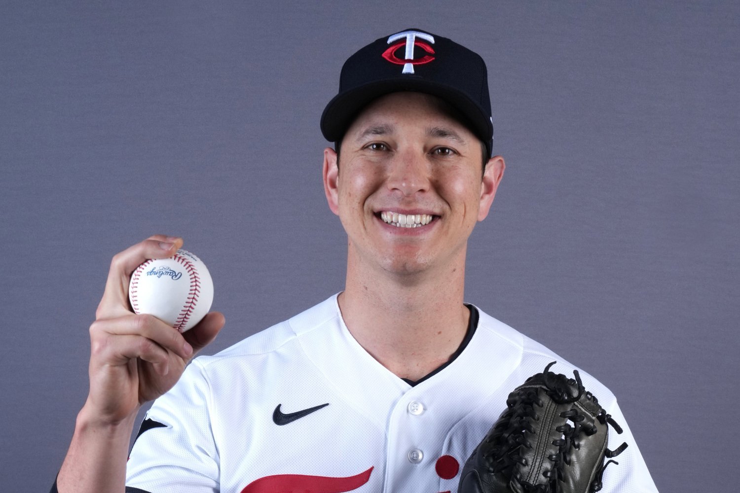 More information about "Blue Jays Sign Reliever Matt Bowman to Minor League Contract"