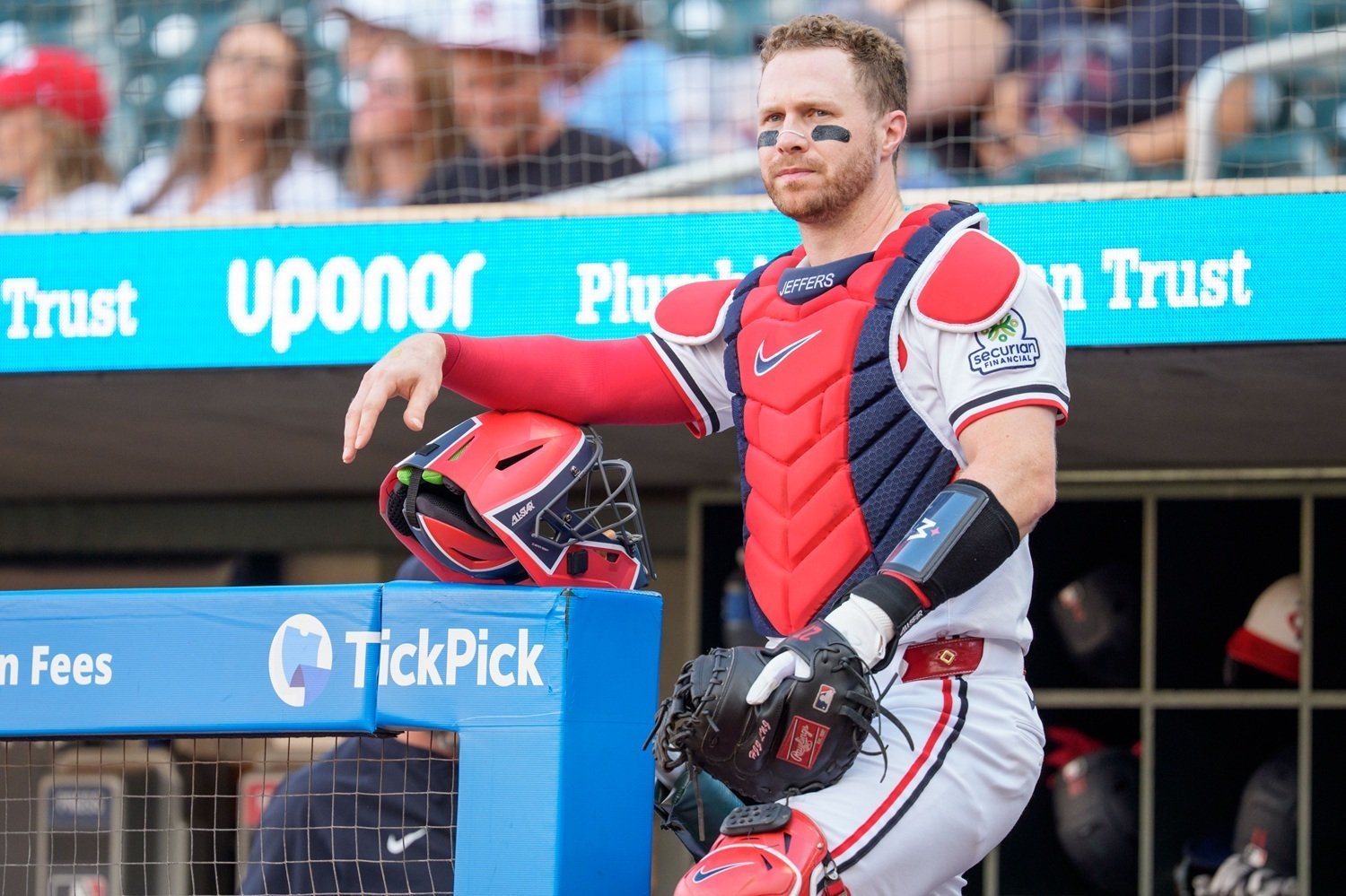 More information about "Ryan Jeffers Exits With Left Wrist Sprain as Twins Await MRI Results"