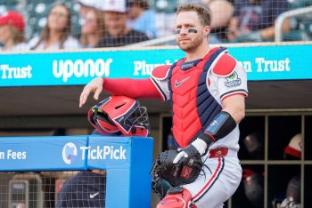 Ryan Jeffers Exits With Left Wrist Sprain as Twins Await MRI Results
