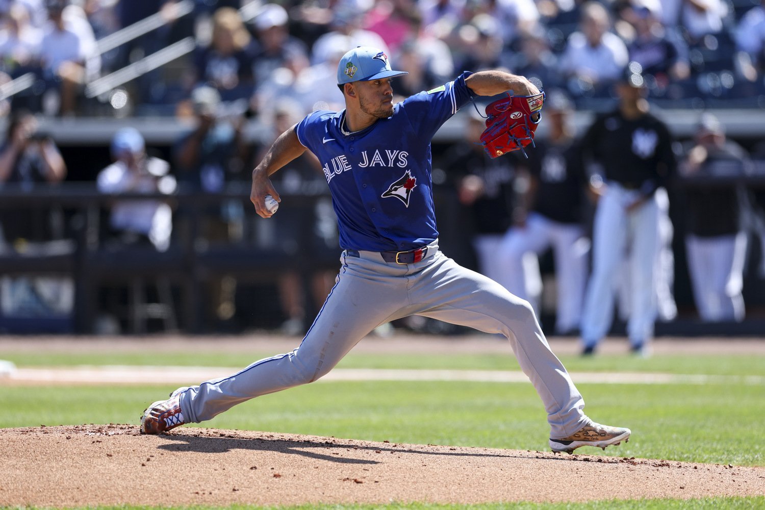 More information about "José Berríos To Undergo Elbow Surgery"