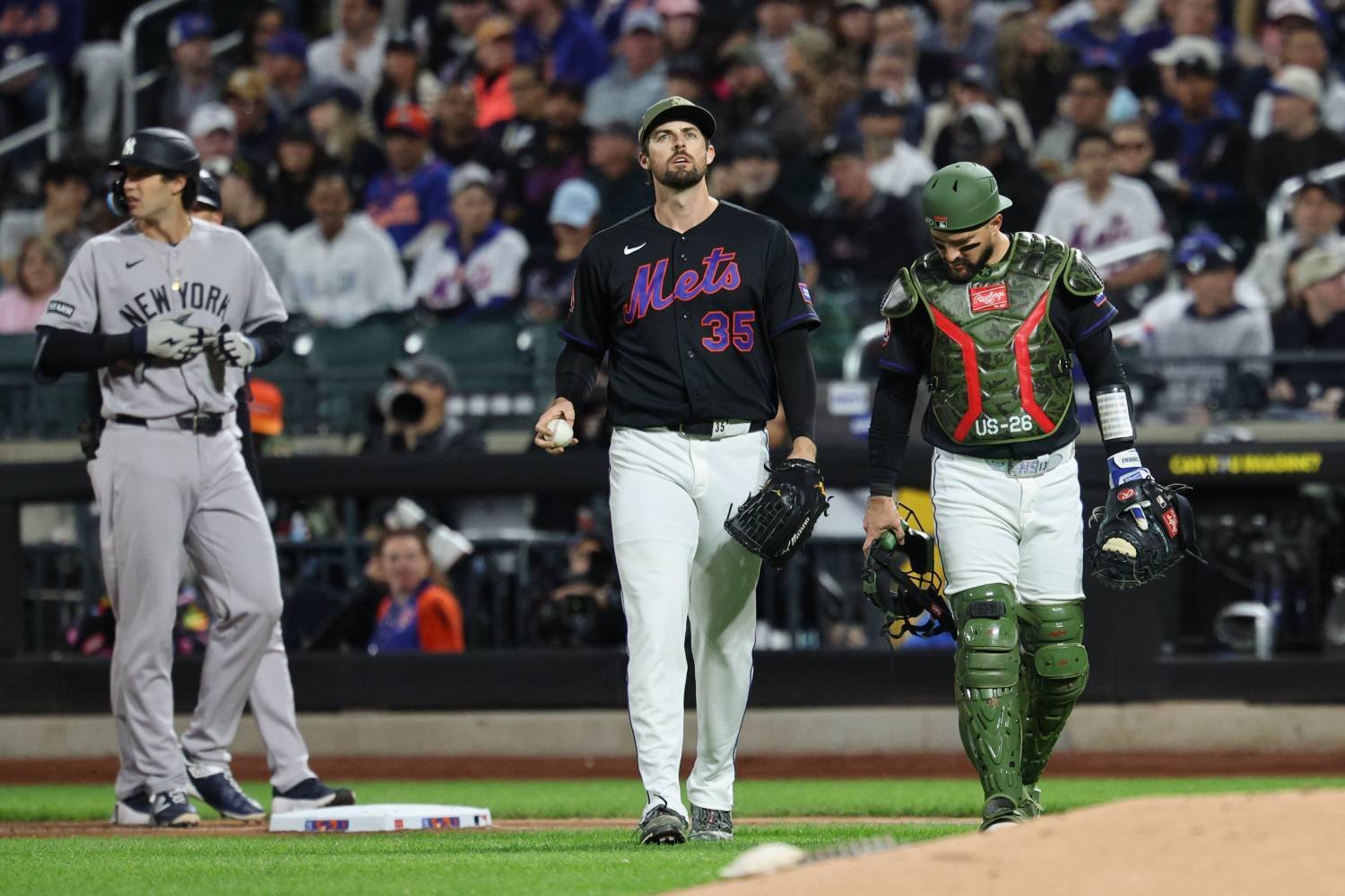 More information about "Mets Place Clay Holmes On Injured List In Latest Blow"