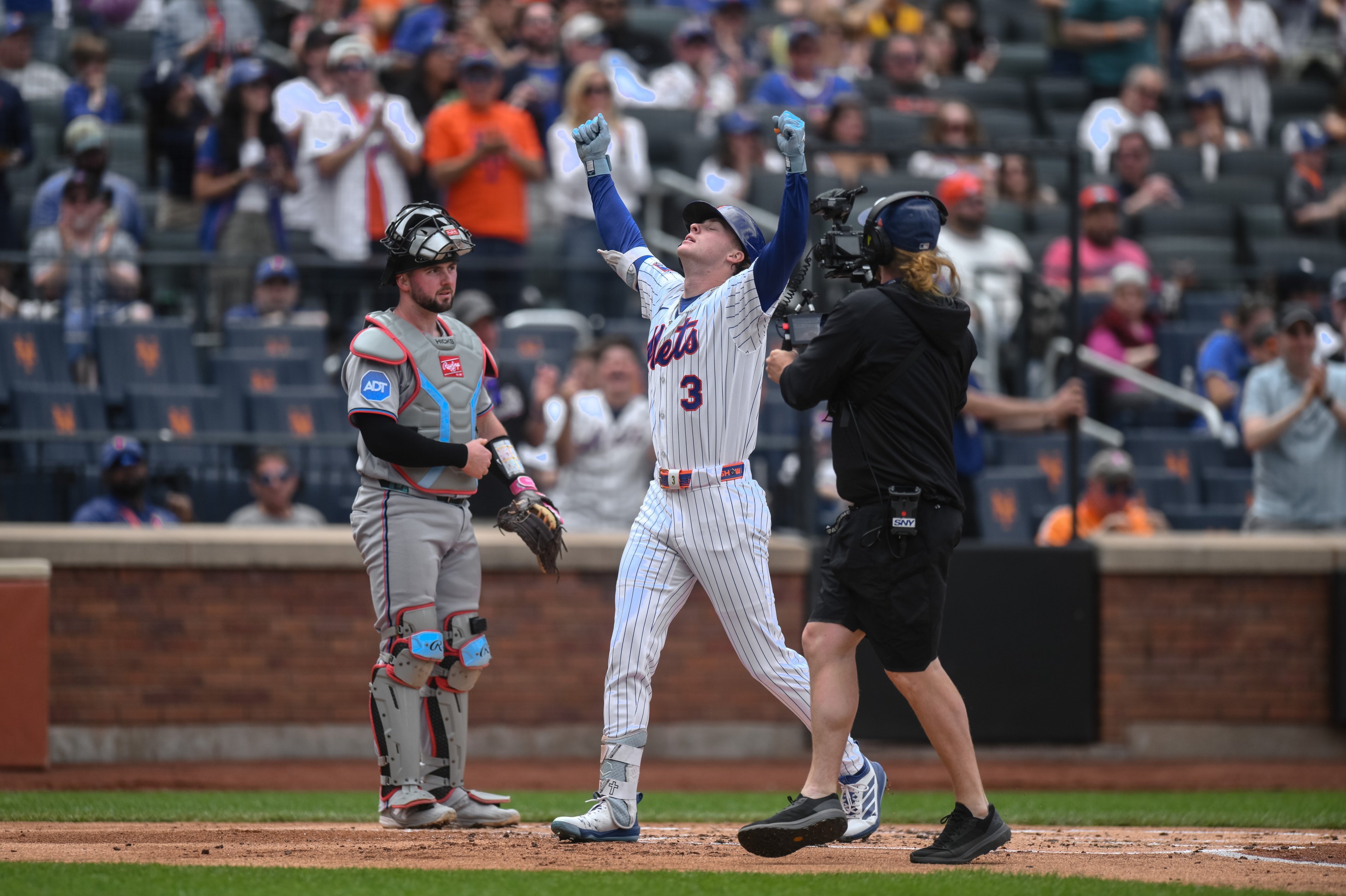 More information about "Miami's bullpen blunder sends them to a sweep, fifth straight loss"